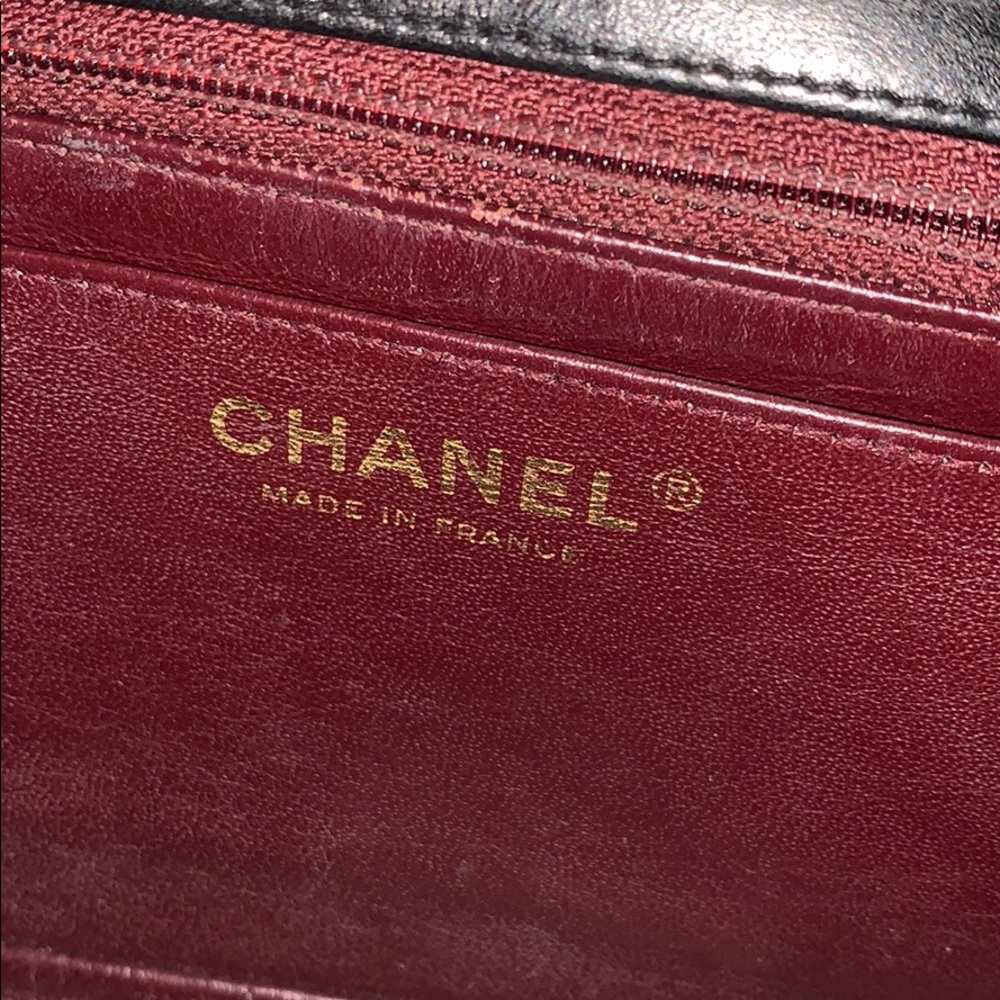 ‼️❌SOLD❌‼️CHANEL mini square flap - Picture 12 of 16